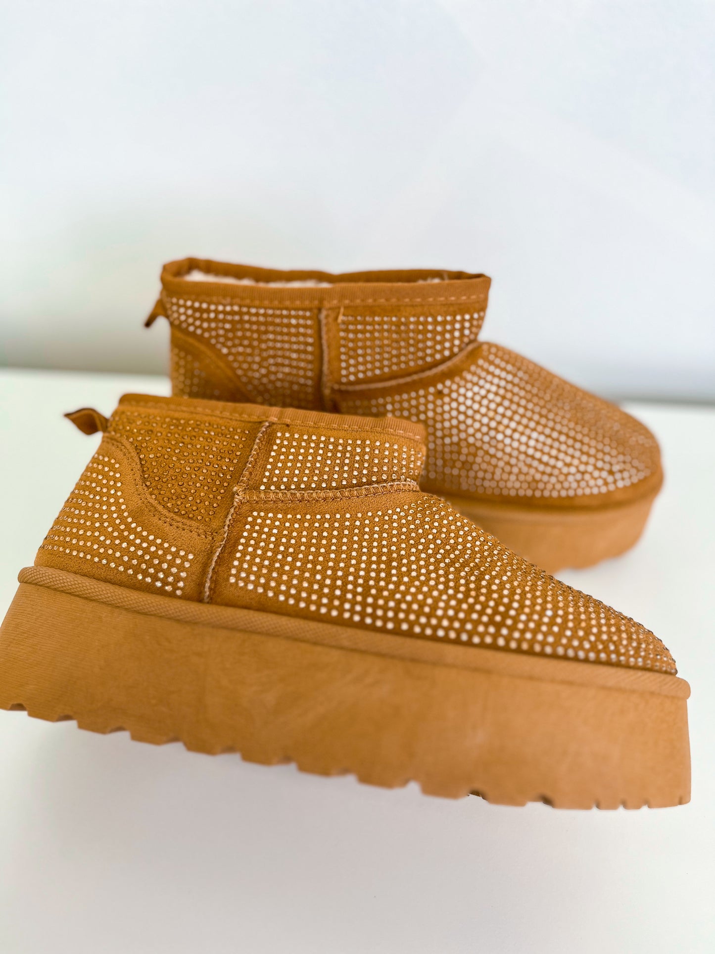 Pantubota Con Brillo Camel